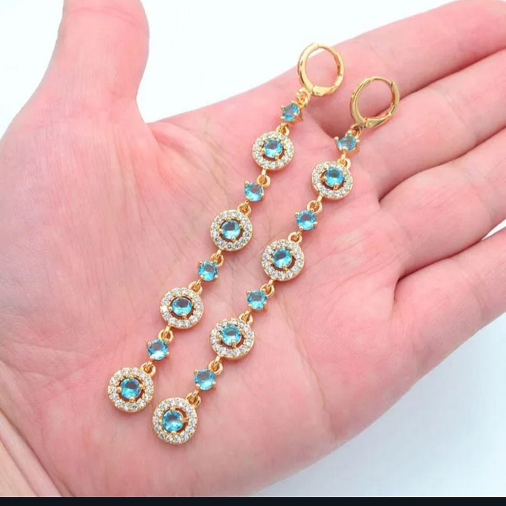 NWT Beautiful Gold With Blue & Clear Sparkling Stones Long Dangling Earrings!